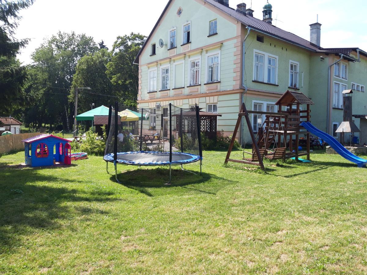 Penzion Dalibor Trutnov Bagian luar foto